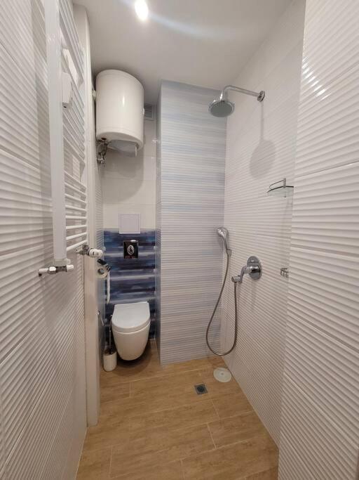 Luxury Centre Apartemen Sofia